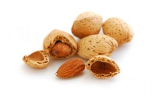amande-bio-huile-amande-douce-antioxydant-peau-naturel-lait-vegetal-cholesterol-vitamine-e-fibre (60) amande bio